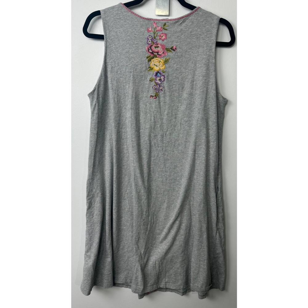 Paparazzi Gray Embroidered Dress Size M Cotton Pockets Knit sleeveless swing A28 - Picture 5 of 8